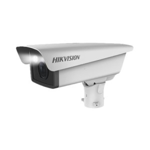 Cámara IP 4 Megapixel / Lente Mot. 3.1 mm – 6 mm / Reconocimiento y Captura de Placas Vehiculares / DARKFIGHTER / IP67 / IK10